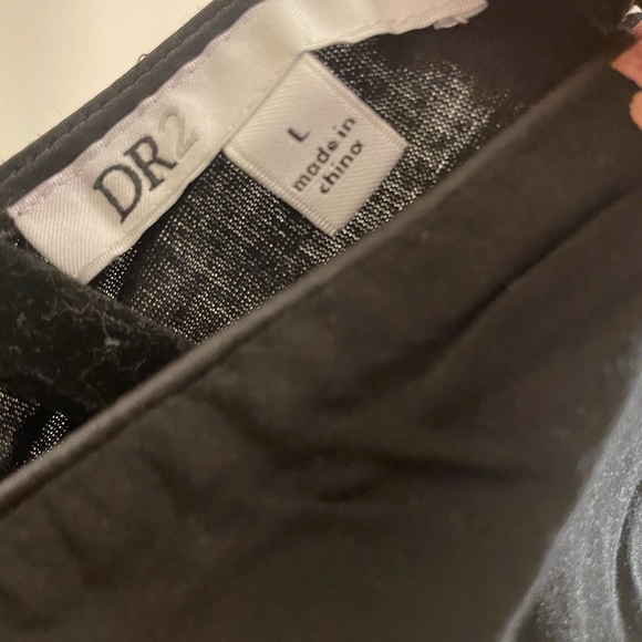 Black V neck tank top - Picture 2 of 2